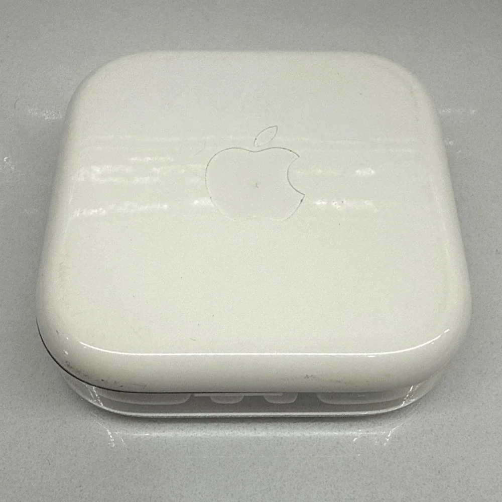 Apple OEM Wired White Ear Buds w/Case iPhone iPad iPod 3.5mm Aux Jack Headphones